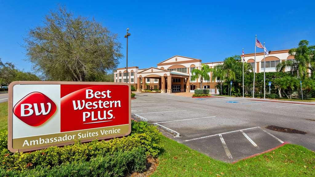 Best Western Plus Ambassador Suites Venice Gardens Ngoại thất bức ảnh