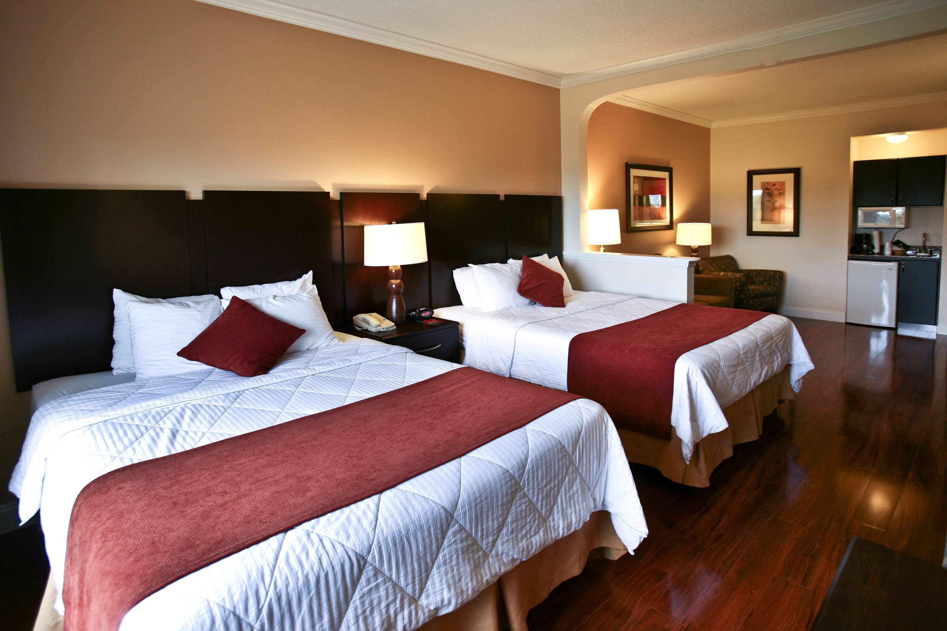 Best Western Plus Ambassador Suites Venice Gardens Ngoại thất bức ảnh