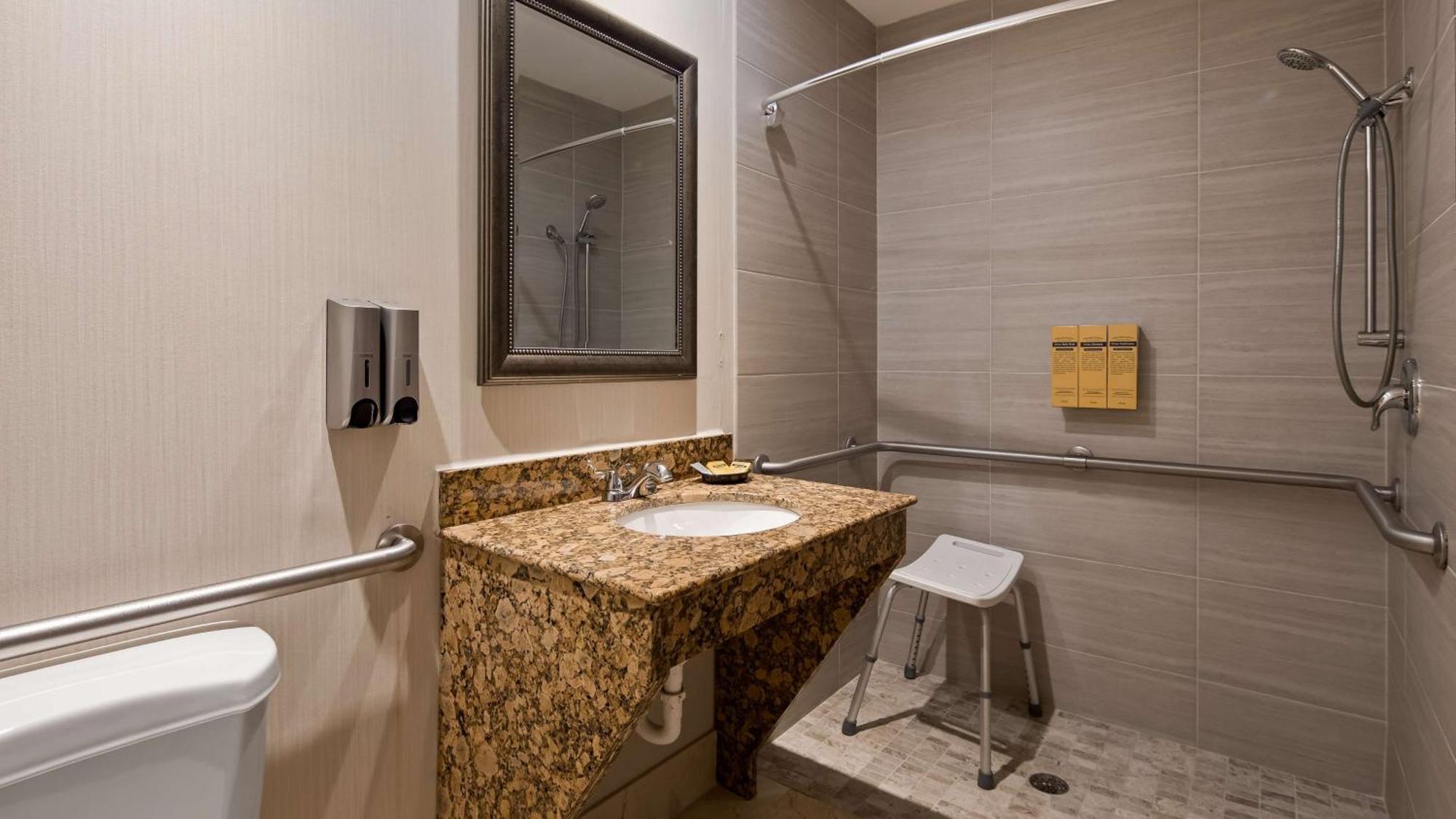 Best Western Plus Ambassador Suites Venice Gardens Ngoại thất bức ảnh